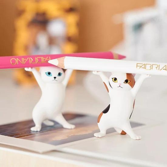 Lift kitty cat holder - Always Whiskered