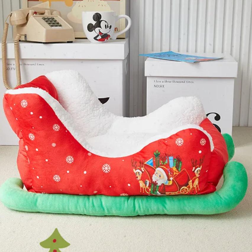 Christmas Sleigh Pet Bed - Always Whiskered