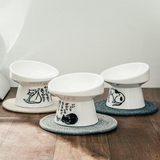 Raised pet bowls - Always Whiskered 