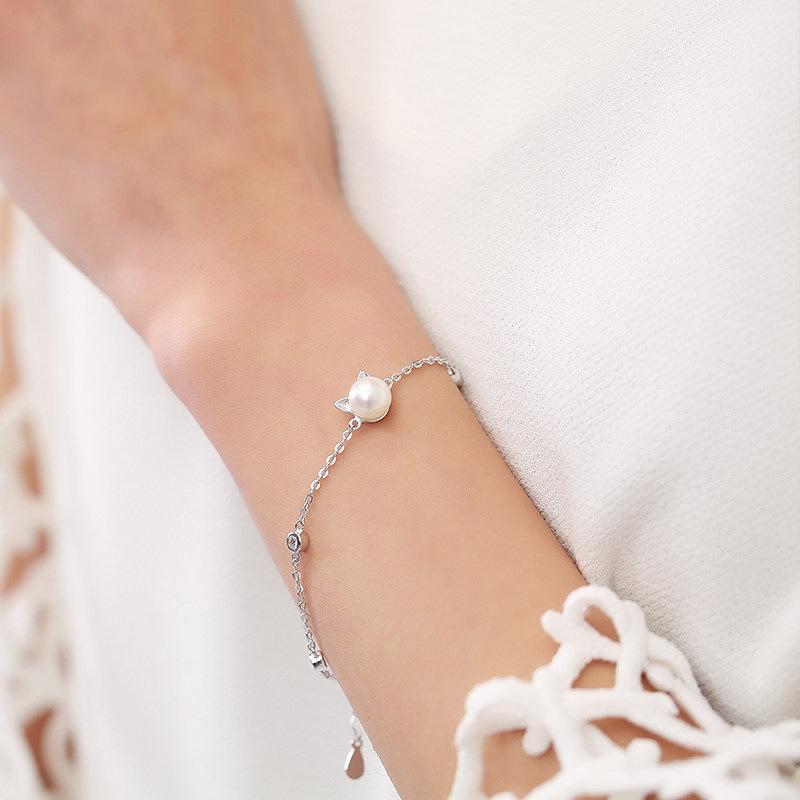 Cat Pearl Bracelet Always Whiskered
